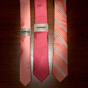 Express Slim Necktie